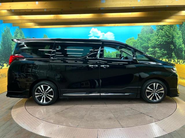 アルファード 2.5S Cパッケージ モデリスタフルエアロ サンルーフ レーダークルーズコントロール フリップダウンモニター 両側電動スライドドア 3眼LEDヘッド シートベンチレーション ステアリングヒーター バックカメラ フルセグ(30枚目)