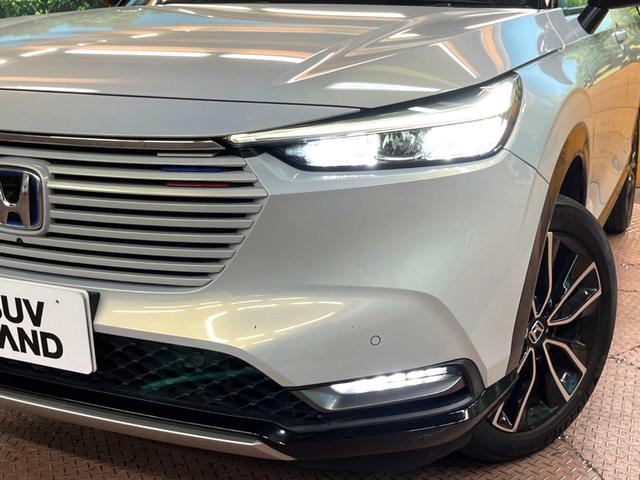 ヴェゼル ｅ：ＨＥＶ　ＰＬａＹ　パノラマルーフ　マルチビューカメラシステム　レーダークルーズコントロール　クリアランスソナー　ＥＴＣ　パワーバックドア　ステアリングヒーター　シートヒーター　置くだけ充電　パドルシフト　横滑り防止機能（12枚目）