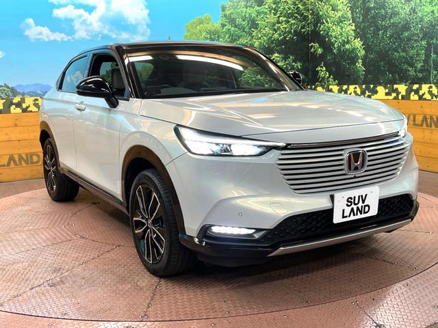 ヴェゼル ｅ：ＨＥＶ　ＰＬａＹ　パノラマルーフ　マルチビューカメラシステム　レーダークルーズコントロール　クリアランスソナー　ＥＴＣ　パワーバックドア　ステアリングヒーター　シートヒーター　置くだけ充電　パドルシフト　横滑り防止機能（16枚目）