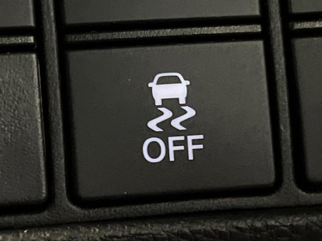 ヴェゼル ｅ：ＨＥＶ　ＰＬａＹ　パノラマルーフ　マルチビューカメラシステム　レーダークルーズコントロール　クリアランスソナー　ＥＴＣ　パワーバックドア　ステアリングヒーター　シートヒーター　置くだけ充電　パドルシフト　横滑り防止機能（44枚目）