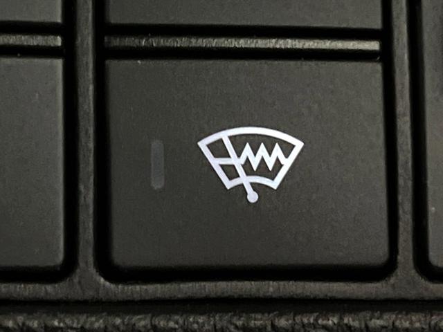 ヴェゼル ｅ：ＨＥＶ　ＰＬａＹ　パノラマルーフ　マルチビューカメラシステム　レーダークルーズコントロール　クリアランスソナー　ＥＴＣ　パワーバックドア　ステアリングヒーター　シートヒーター　置くだけ充電　パドルシフト　横滑り防止機能（45枚目）