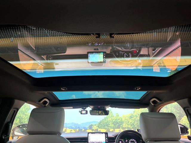 ヴェゼル ｅ：ＨＥＶ　ＰＬａＹ　パノラマルーフ　マルチビューカメラシステム　レーダークルーズコントロール　クリアランスソナー　ＥＴＣ　パワーバックドア　ステアリングヒーター　シートヒーター　置くだけ充電　パドルシフト　横滑り防止機能（63枚目）