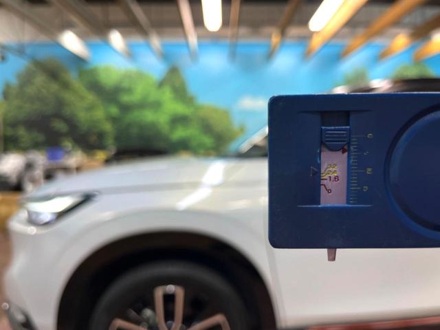 ヴェゼル ｅ：ＨＥＶ　ＰＬａＹ　パノラマルーフ　マルチビューカメラシステム　レーダークルーズコントロール　クリアランスソナー　ＥＴＣ　パワーバックドア　ステアリングヒーター　シートヒーター　置くだけ充電　パドルシフト　横滑り防止機能（71枚目）