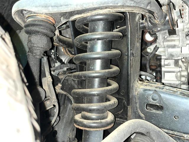 ランドクルーザープラド TX 4WD サンルーフ バックカメラ ETC スマートキー 純正17インチアルミ ヘッドライトウォッシャー 横滑り防止機能 ドライブレコーダー オートライト LEDヘッド フルセグ Bluetooth(20枚目)