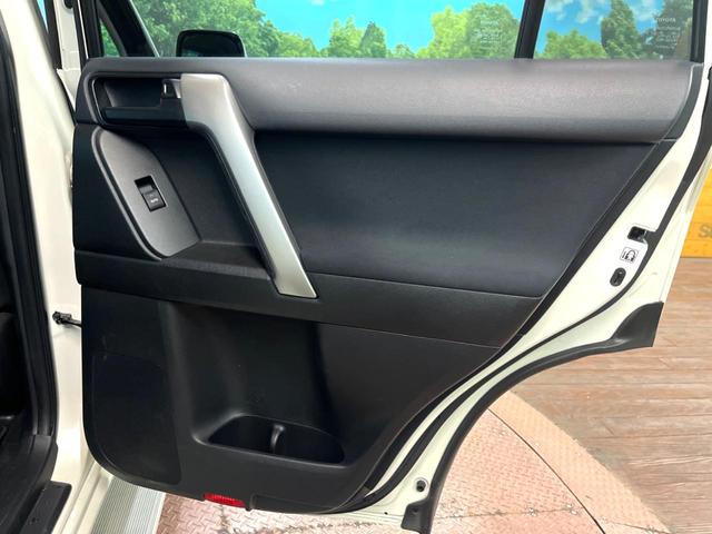 ランドクルーザープラド TX 4WD サンルーフ バックカメラ ETC スマートキー 純正17インチアルミ ヘッドライトウォッシャー 横滑り防止機能 ドライブレコーダー オートライト LEDヘッド フルセグ Bluetooth(35枚目)