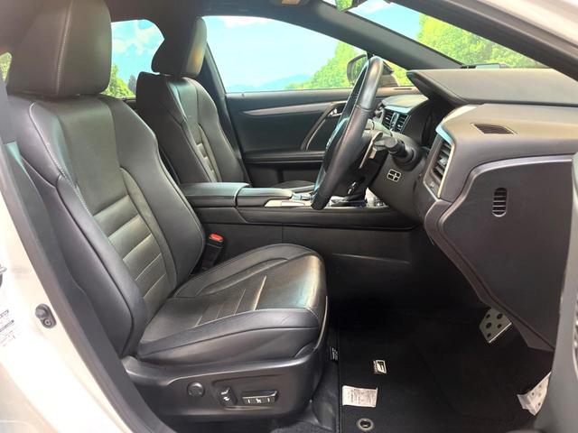 ＲＸ ＲＸ４５０ｈ　Ｆスポーツ　メーカー純正ナビ　レーダークルーズコントロール　全周囲カメラ　ヘッドアップディスプレイ　ＥＴＣ２．０　三眼ＬＥＤヘッド　シートベンチレーション　ステアリングヒーター　パドルシフト　パワーバックドア（8枚目）