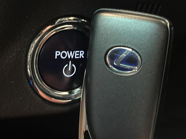 ＲＸ ＲＸ４５０ｈ　Ｆスポーツ　メーカー純正ナビ　レーダークルーズコントロール　全周囲カメラ　ヘッドアップディスプレイ　ＥＴＣ２．０　三眼ＬＥＤヘッド　シートベンチレーション　ステアリングヒーター　パドルシフト　パワーバックドア（24枚目）