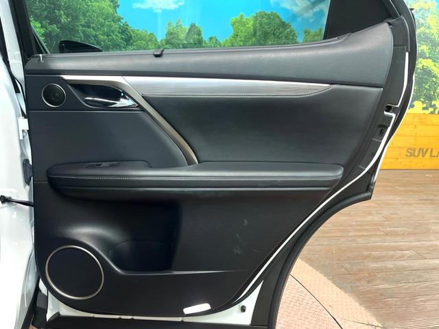 ＲＸ ＲＸ４５０ｈ　Ｆスポーツ　メーカー純正ナビ　レーダークルーズコントロール　全周囲カメラ　ヘッドアップディスプレイ　ＥＴＣ２．０　三眼ＬＥＤヘッド　シートベンチレーション　ステアリングヒーター　パドルシフト　パワーバックドア（70枚目）