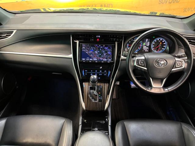 ハリアー エレガンス　純正ＳＤナビ　バックカメラ　禁煙車　ハーフレザーシート　パワーシート　コーナーセンサー　スマートキー　ＬＥＤヘッド　ビルトインＥＴＣ　純正１７インチアルミ　オートライト　デュアルエアコン（2枚目）