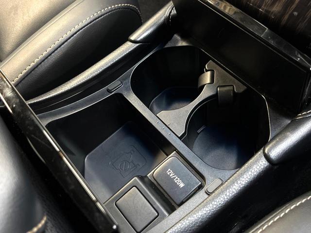 ハリアー エレガンス　純正ＳＤナビ　バックカメラ　禁煙車　ハーフレザーシート　パワーシート　コーナーセンサー　スマートキー　ＬＥＤヘッド　ビルトインＥＴＣ　純正１７インチアルミ　オートライト　デュアルエアコン（39枚目）