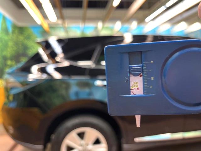 ハリアー エレガンス　純正ＳＤナビ　バックカメラ　禁煙車　ハーフレザーシート　パワーシート　コーナーセンサー　スマートキー　ＬＥＤヘッド　ビルトインＥＴＣ　純正１７インチアルミ　オートライト　デュアルエアコン（53枚目）