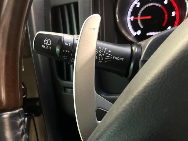 デリカＤ：５ Ｄ　パワーパッケージ　４ＷＤ　バックカメラ　両側電動スライドドア　ＥＴＣ　シートヒーター　ウッドコンビステア　パドルシフト　Ｂｌｕｅｔｏｏｔｈ　ＨＩＤヘッド　横滑り防止機能　ステアリングスイッチ（25枚目）