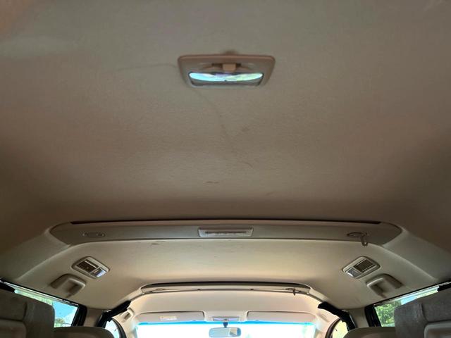 デリカＤ：５ Ｄ　パワーパッケージ　４ＷＤ　バックカメラ　両側電動スライドドア　ＥＴＣ　シートヒーター　ウッドコンビステア　パドルシフト　Ｂｌｕｅｔｏｏｔｈ　ＨＩＤヘッド　横滑り防止機能　ステアリングスイッチ（41枚目）