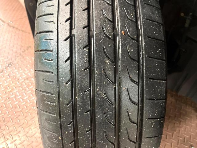 デリカＤ：５ Ｄ　パワーパッケージ　４ＷＤ　バックカメラ　両側電動スライドドア　ＥＴＣ　シートヒーター　ウッドコンビステア　パドルシフト　Ｂｌｕｅｔｏｏｔｈ　ＨＩＤヘッド　横滑り防止機能　ステアリングスイッチ（59枚目）