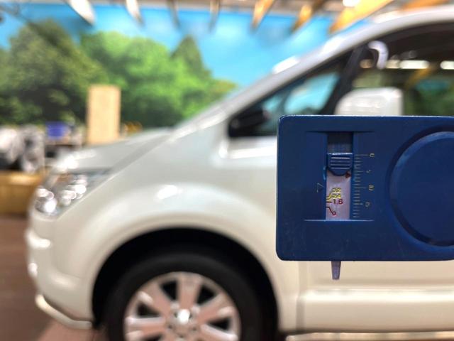 デリカＤ：５ Ｄ　パワーパッケージ　４ＷＤ　バックカメラ　両側電動スライドドア　ＥＴＣ　シートヒーター　ウッドコンビステア　パドルシフト　Ｂｌｕｅｔｏｏｔｈ　ＨＩＤヘッド　横滑り防止機能　ステアリングスイッチ（60枚目）