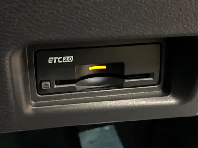 セレナ ｅ－パワー　ハイウェイスターＶ　メーカー純正ナビ　アラウンドビューモニター　プロパイロット　両側電動スライドドア　ＥＴＣ２．０　ＬＥＤヘッド　ワイヤレス充電　オートブレーキホールド　ブラインドスポットモニター　Ｂｌｕｅｔｏｏｔｈ（7枚目）