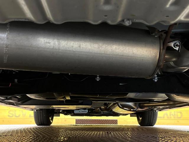 セレナ ｅ－パワー　ハイウェイスターＶ　メーカー純正ナビ　アラウンドビューモニター　プロパイロット　両側電動スライドドア　ＥＴＣ２．０　ＬＥＤヘッド　ワイヤレス充電　オートブレーキホールド　ブラインドスポットモニター　Ｂｌｕｅｔｏｏｔｈ（20枚目）