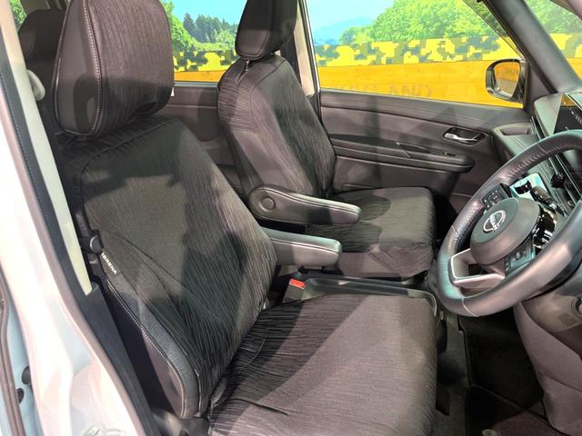 セレナ ｅ－パワー　ハイウェイスターＶ　メーカーナビ　アラウンドビュー　プロパイロット　両側電動スライドドア　ブラインドスポットモニター　ＬＥＤヘッドライト　ＥＴＣ２．０　デジタルインナーミラー　コーナーセンサー　ブレーキホールド（8枚目）