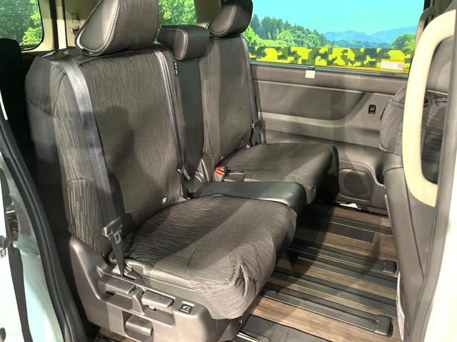 セレナ ｅ－パワー　ハイウェイスターＶ　メーカーナビ　アラウンドビュー　プロパイロット　両側電動スライドドア　ブラインドスポットモニター　ＬＥＤヘッドライト　ＥＴＣ２．０　デジタルインナーミラー　コーナーセンサー　ブレーキホールド（9枚目）