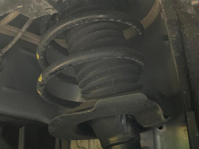 セレナ ｅ－パワー　ハイウェイスターＶ　メーカーナビ　アラウンドビュー　プロパイロット　両側電動スライドドア　ブラインドスポットモニター　ＬＥＤヘッドライト　ＥＴＣ２．０　デジタルインナーミラー　コーナーセンサー　ブレーキホールド（21枚目）