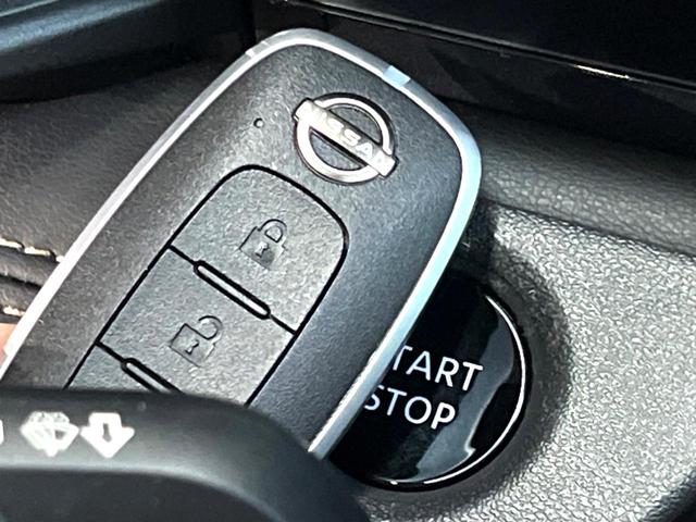 セレナ ｅ－パワー　ハイウェイスターＶ　メーカーナビ　アラウンドビュー　プロパイロット　両側電動スライドドア　ブラインドスポットモニター　ＬＥＤヘッドライト　ＥＴＣ２．０　デジタルインナーミラー　コーナーセンサー　ブレーキホールド（42枚目）