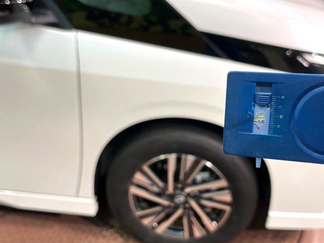 セレナ ｅ－パワー　ハイウェイスターＶ　メーカーナビ　アラウンドビュー　プロパイロット　両側電動スライドドア　ブラインドスポットモニター　ＬＥＤヘッドライト　ＥＴＣ２．０　デジタルインナーミラー　コーナーセンサー　ブレーキホールド（65枚目）