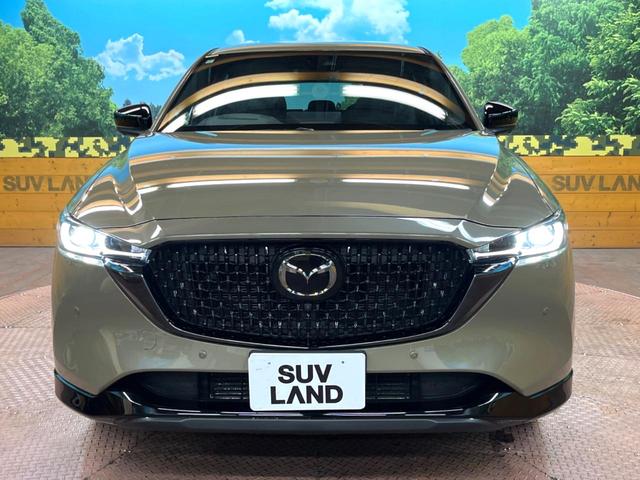 ＣＸ－５ ＸＤ　スポーツアピアランス　１０．２５型マツダコネクトナビ　全周囲カメラ　ＢＯＳＥサウンドシステム　ブラインドスポット　ヘッドアップディスプレイ　シートベンチレーション　レーダークルーズコントロール　禁煙車　ＬＥＤヘッドライト（15枚目）