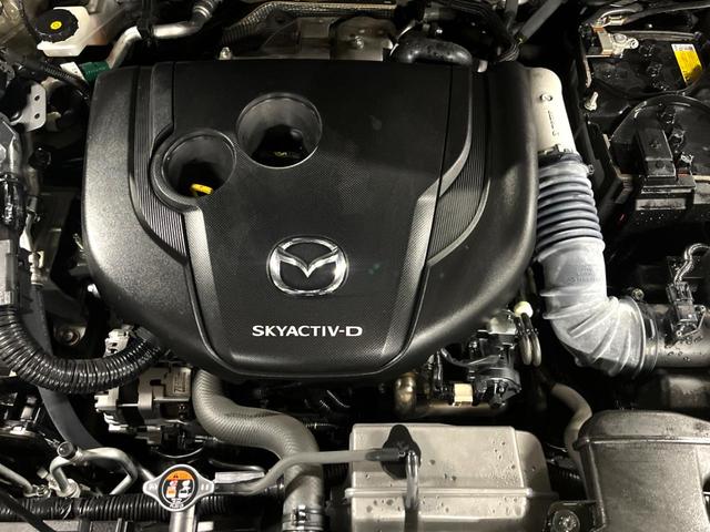 ＣＸ－５ ＸＤ　スポーツアピアランス　１０．２５型マツダコネクトナビ　全周囲カメラ　ＢＯＳＥサウンドシステム　ブラインドスポット　ヘッドアップディスプレイ　シートベンチレーション　レーダークルーズコントロール　禁煙車　ＬＥＤヘッドライト（19枚目）