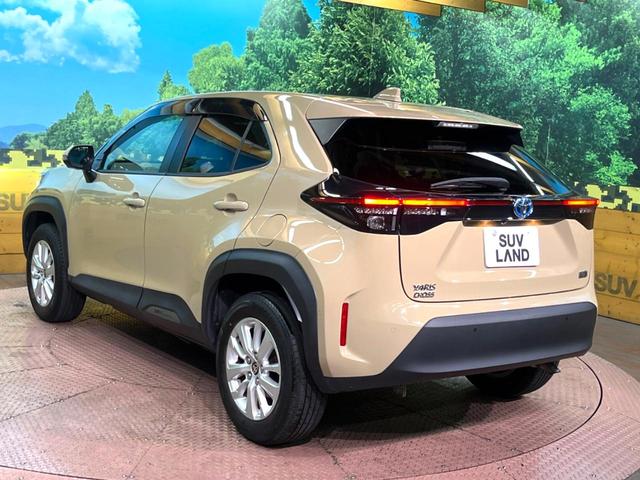 ヤリスクロス ハイブリッドG 純正8型ディスプレイ ナビキット 全周囲カメラ トヨタセーフティセンス レーダークルーズ 100V電源 オートブレーキホールド Bluetooth ブラインドスポットモニター オートマチックハイビーム(50枚目)