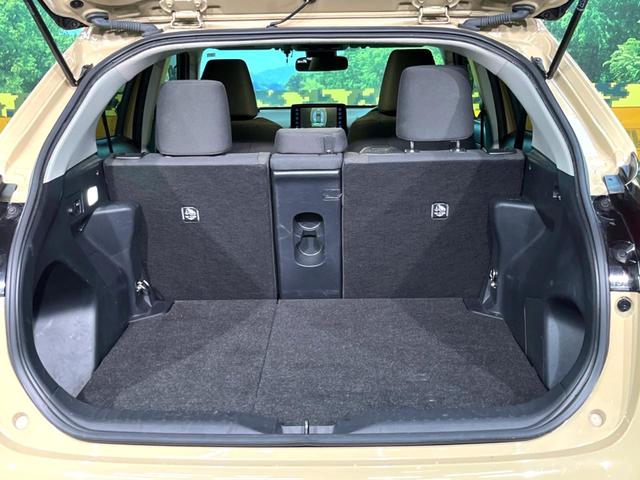 ヤリスクロス ハイブリッドG 純正8型ディスプレイ ナビキット 全周囲カメラ トヨタセーフティセンス レーダークルーズ 100V電源 オートブレーキホールド Bluetooth ブラインドスポットモニター オートマチックハイビーム(52枚目)