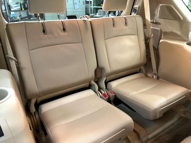 �R��ڃV�[�g�͂�������ԗǍD����l�ł��������ƍ����Ē����܂��̂ŁA��l���ł̂��o���������N���N�ł��􂲉Ƒ��ŁA�C�̒m�ꂽ���ԂŁA�h���C�u�ɍs���̂��y���݂ł��ˁ�