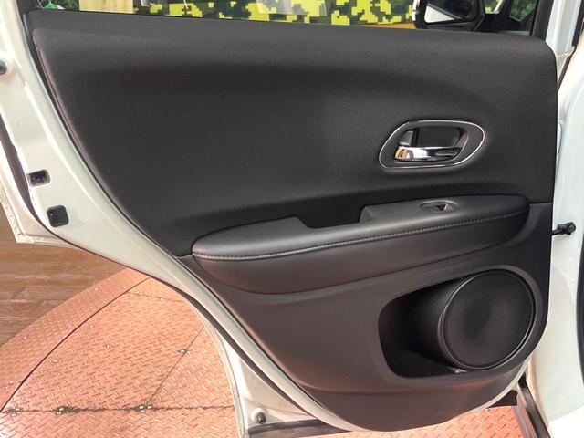 ヴェゼル ハイブリッドＸ　純正ナビ　バックカメラ　クルーズコントロール　オートブレーキホールド　ＥＴＣ　シートヒーター　純正１６インチアルミ　Ｂｌｕｅｔｏｏｔｈ　ＬＥＤヘッド　パドルシフト　革巻きステア（53枚目）