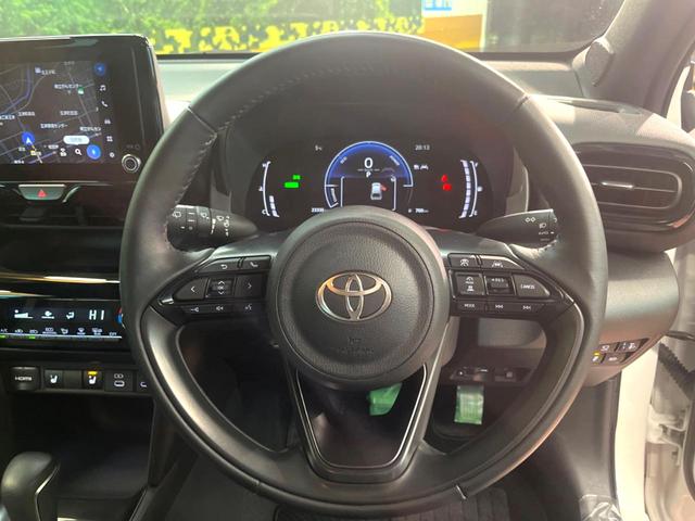 ヤリスクロス ハイブリッドZ 8インチナビ機能付きディスプレイオーディオ パノラミックビューモニター レーダークルーズコントロール シートヒーター ETC ステアリングヒーター オートブレーキホールド オートマチックハイビーム(11枚目)