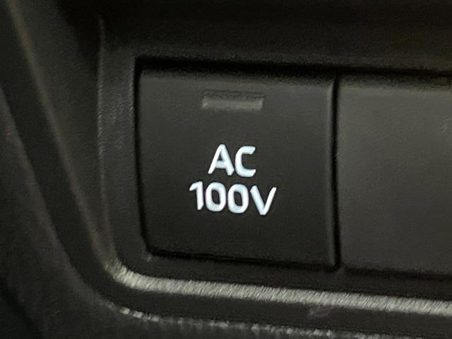 ヤリスクロス ハイブリッドZ 8インチディスプレイオーディオ パノラミックビューモニター レーダークルーズコントロール 100V電源 シートヒーター ステアリングヒーター 革巻きステア パワーバックドア ドライブレコーダー(6枚目)