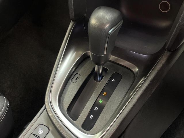 ヤリスクロス ハイブリッドZ 8インチディスプレイオーディオ パノラミックビューモニター レーダークルーズコントロール 100V電源 シートヒーター ステアリングヒーター 革巻きステア パワーバックドア ドライブレコーダー(41枚目)