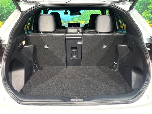 ヤリスクロス ハイブリッドZ 8インチディスプレイオーディオ パノラミックビューモニター レーダークルーズコントロール 100V電源 シートヒーター ステアリングヒーター 革巻きステア パワーバックドア ドライブレコーダー(56枚目)