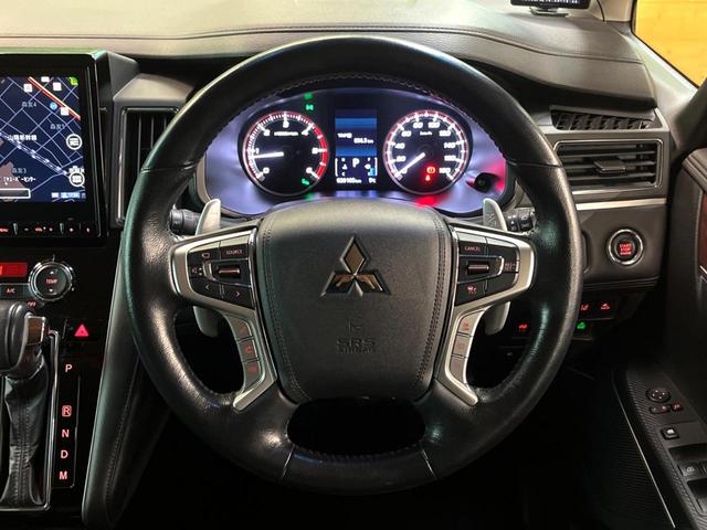 �y�����v�����X�e�A�����O�z�㎿�Ȋv���g�p���邱�ƂŁA��ɂ����������݂ƂĂ��^�]���₷���n���h���ł���