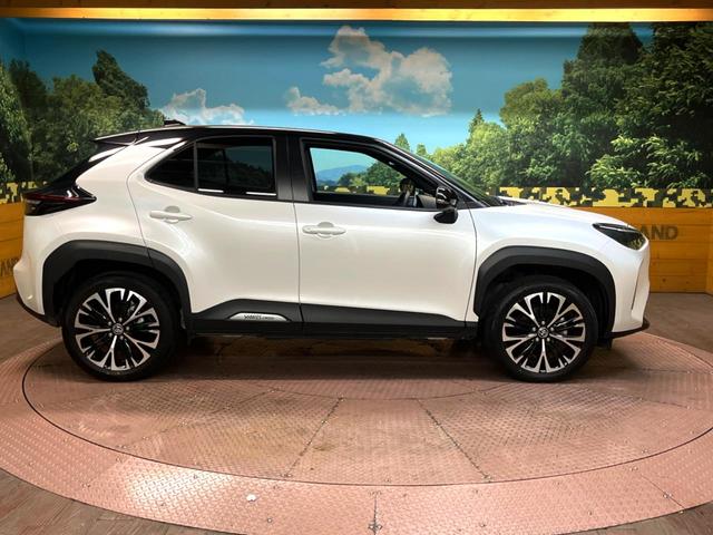 ヤリスクロス ハイブリッドZ 全周囲カメラ 衝突被害軽減システム レーダークルーズ 禁煙車 ハーフレザーシート パワーシート ドラレコ コーナーセンサー スマートキー LEDヘッド ビルトインETC 純正18インチアルミ(25枚目)