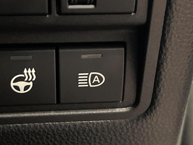 ヤリスクロス ハイブリッドZ 全周囲カメラ 衝突被害軽減システム レーダークルーズ 禁煙車 ハーフレザーシート パワーシート ドラレコ コーナーセンサー スマートキー LEDヘッド ビルトインETC 純正18インチアルミ(42枚目)