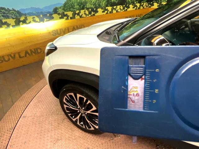 ヤリスクロス ハイブリッドZ 全周囲カメラ 衝突被害軽減システム レーダークルーズ 禁煙車 ハーフレザーシート パワーシート ドラレコ コーナーセンサー スマートキー LEDヘッド ビルトインETC 純正18インチアルミ(60枚目)