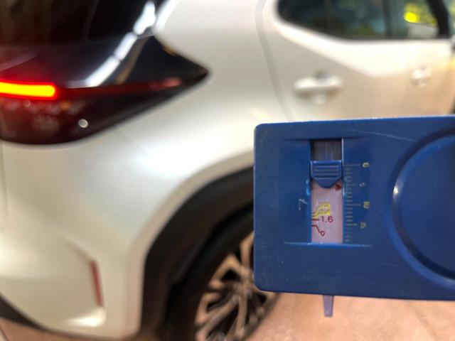 ヤリスクロス ハイブリッドZ 全周囲カメラ 衝突被害軽減システム レーダークルーズ 禁煙車 ハーフレザーシート パワーシート ドラレコ コーナーセンサー スマートキー LEDヘッド ビルトインETC 純正18インチアルミ(62枚目)