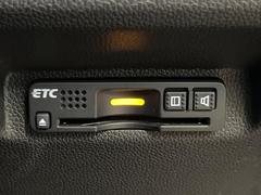 【ＥＴＣ】高速道路の料金所をストレスなく通過！話題のスポットやサービスエリアに多い「スマートIntercooler」利用時は必須のアイテムです。当店でセットアップを実施、ご納車当日からすぐにご利用いただけます！ 7