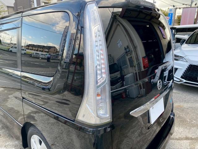 セレナ ハイウェイスター　Ｓ－ハイブリッド　ユーザー買取車　ワンオーナー　外ＨＤＤナビ　フルセグ　フリップダウンモニター　Ｂカメラ　両側パワスラ　スマートキー２個　純正１６インチＡＷ　クルコン　キセノンヘッド　外ＬＥＤフォグ　バイザー　マット（6枚目）