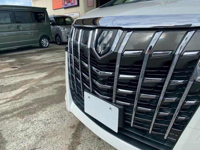 アルファード 2.5S Cパッケージ ユーザー買取車 三眼LEDヘッド アルパイン11インチビックX フリップダウンモニター F・S・Bカメラ ETC 両側パワスラ Pテールゲート 社外レーダー探知機 M付パワーシート 純正フロアマット(6枚目)