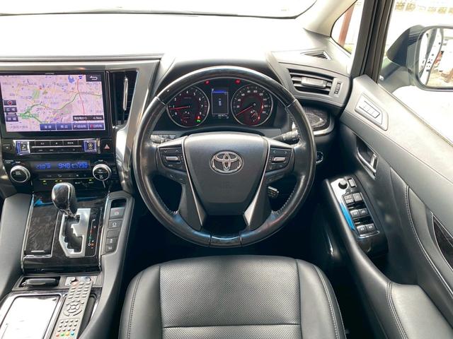 アルファード 2.5S Cパッケージ ユーザー買取車 三眼LEDヘッド アルパイン11インチビックX フリップダウンモニター F・S・Bカメラ ETC 両側パワスラ Pテールゲート 社外レーダー探知機 M付パワーシート 純正フロアマット(40枚目)