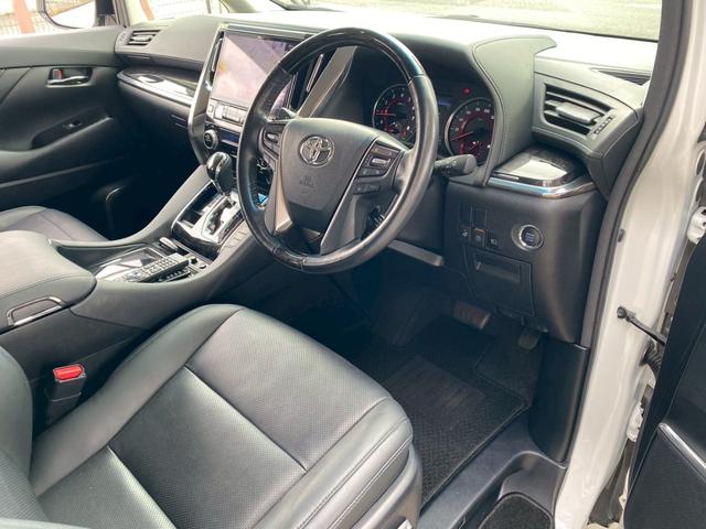 アルファード 2.5S Cパッケージ ユーザー買取車 三眼LEDヘッド アルパイン11インチビックX フリップダウンモニター F・S・Bカメラ ETC 両側パワスラ Pテールゲート 社外レーダー探知機 M付パワーシート 純正フロアマット(47枚目)