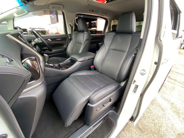 アルファード 2.5S Cパッケージ ユーザー買取車 三眼LEDヘッド アルパイン11インチビックX フリップダウンモニター F・S・Bカメラ ETC 両側パワスラ Pテールゲート 社外レーダー探知機 M付パワーシート 純正フロアマット(53枚目)