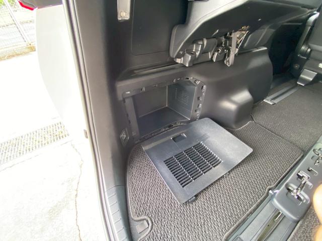 アルファード 2.5S Cパッケージ ユーザー買取車 三眼LEDヘッド アルパイン11インチビックX フリップダウンモニター F・S・Bカメラ ETC 両側パワスラ Pテールゲート 社外レーダー探知機 M付パワーシート 純正フロアマット(63枚目)
