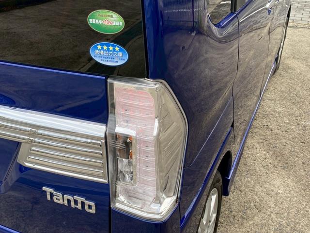 タント カスタムX ユーザー買取車 ストラーダSDナビ フルセグ ETC スマートキー LEDヘッド 左パワスラ 革調シートカバー 外レーダー探知機 オートライト 純正AW 取説 保証書 ドラレコ マット バイザー(13枚目)