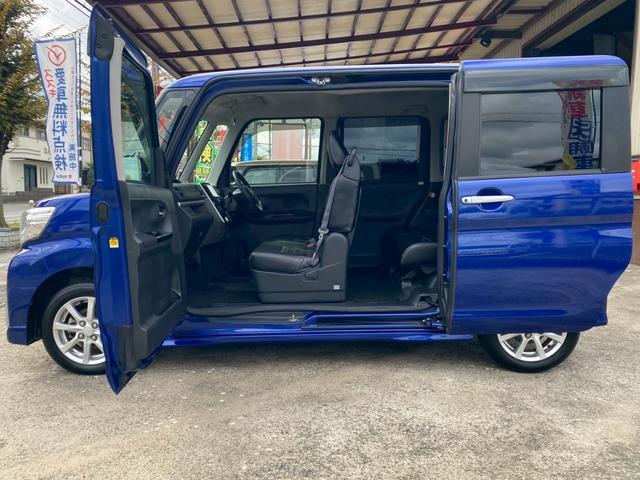 タント カスタムX ユーザー買取車 ストラーダSDナビ フルセグ ETC スマートキー LEDヘッド 左パワスラ 革調シートカバー 外レーダー探知機 オートライト 純正AW 取説 保証書 ドラレコ マット バイザー(16枚目)